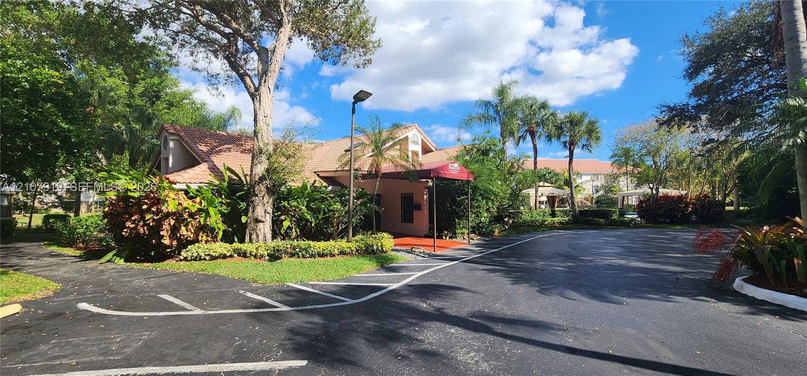 10105 W Sunrise Boulevard, #101, Plantation, Plantation, FL 33322 Photo 30
