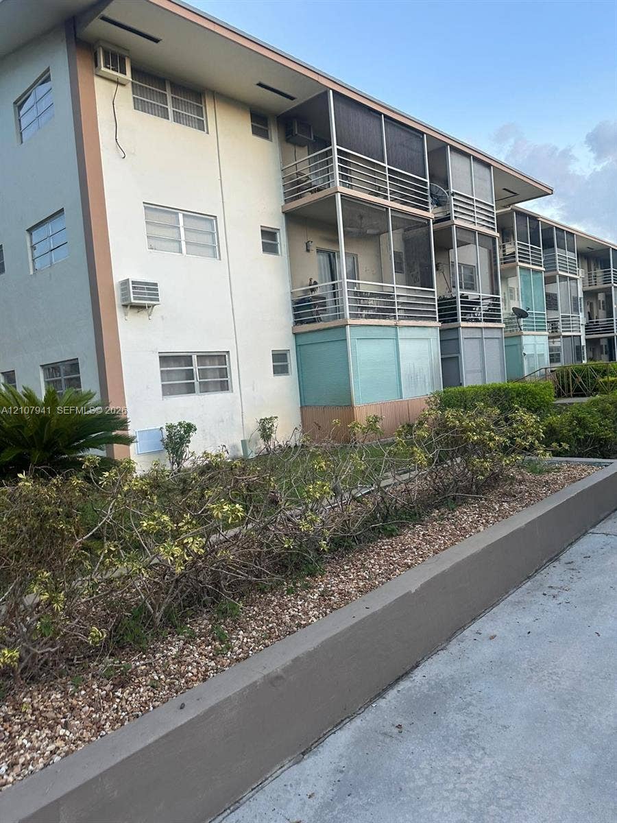 Property photo for 16790 NE 14th Avenue, #315, Miami, FL