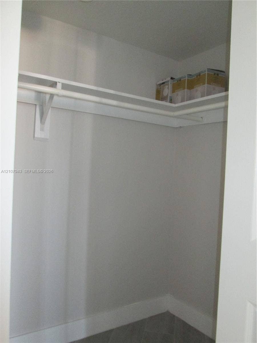 251 174th Street, #201, Sunny Isles Beach, Sunny Isles Beach, FL 33160 Walk-in closet