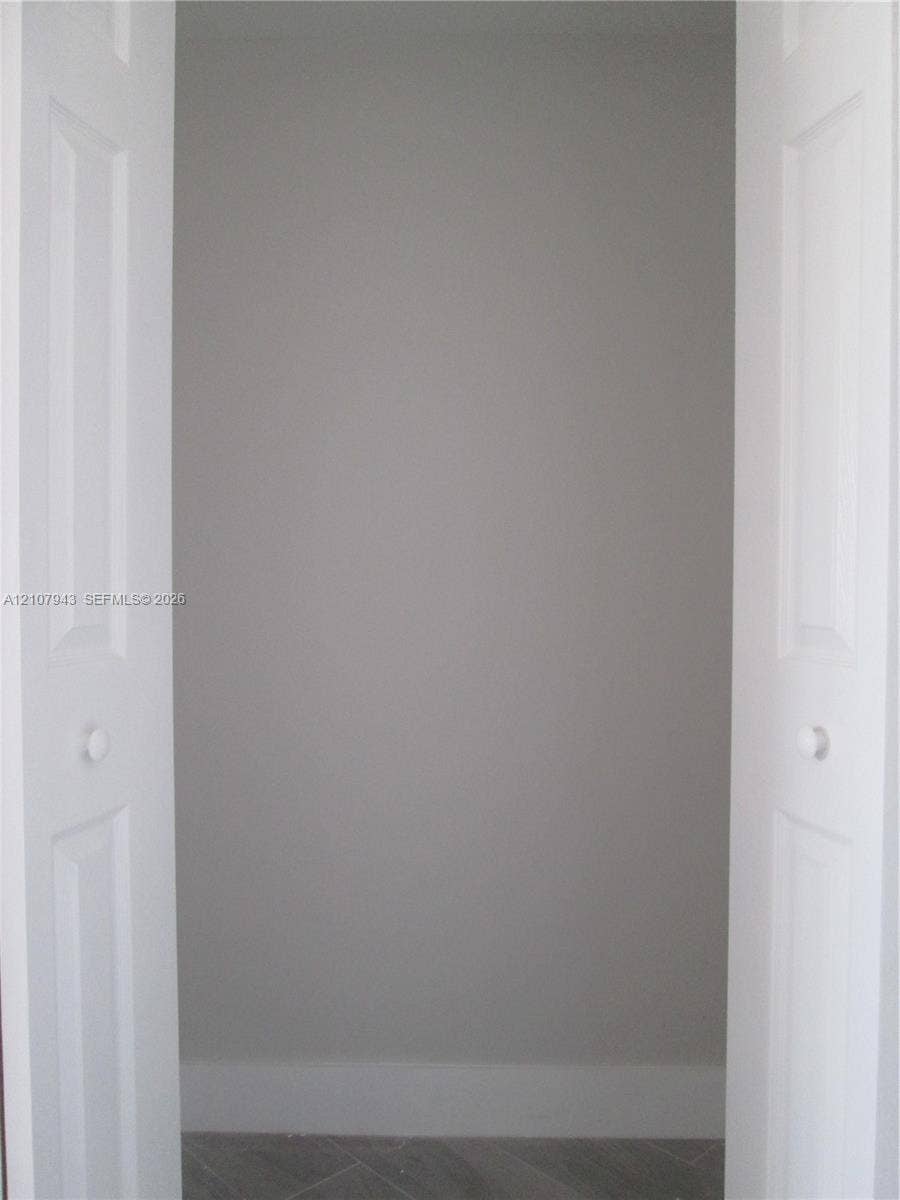 251 174th Street, #201, Sunny Isles Beach, Sunny Isles Beach, FL 33160 Walk-in closet