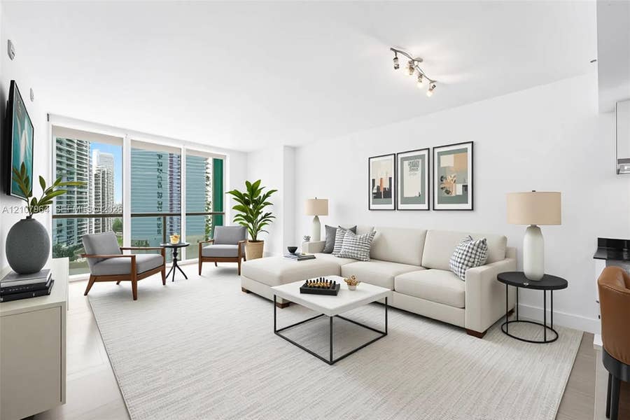 Property photo for 485 Brickell Avenue, #1907, Miami, FL