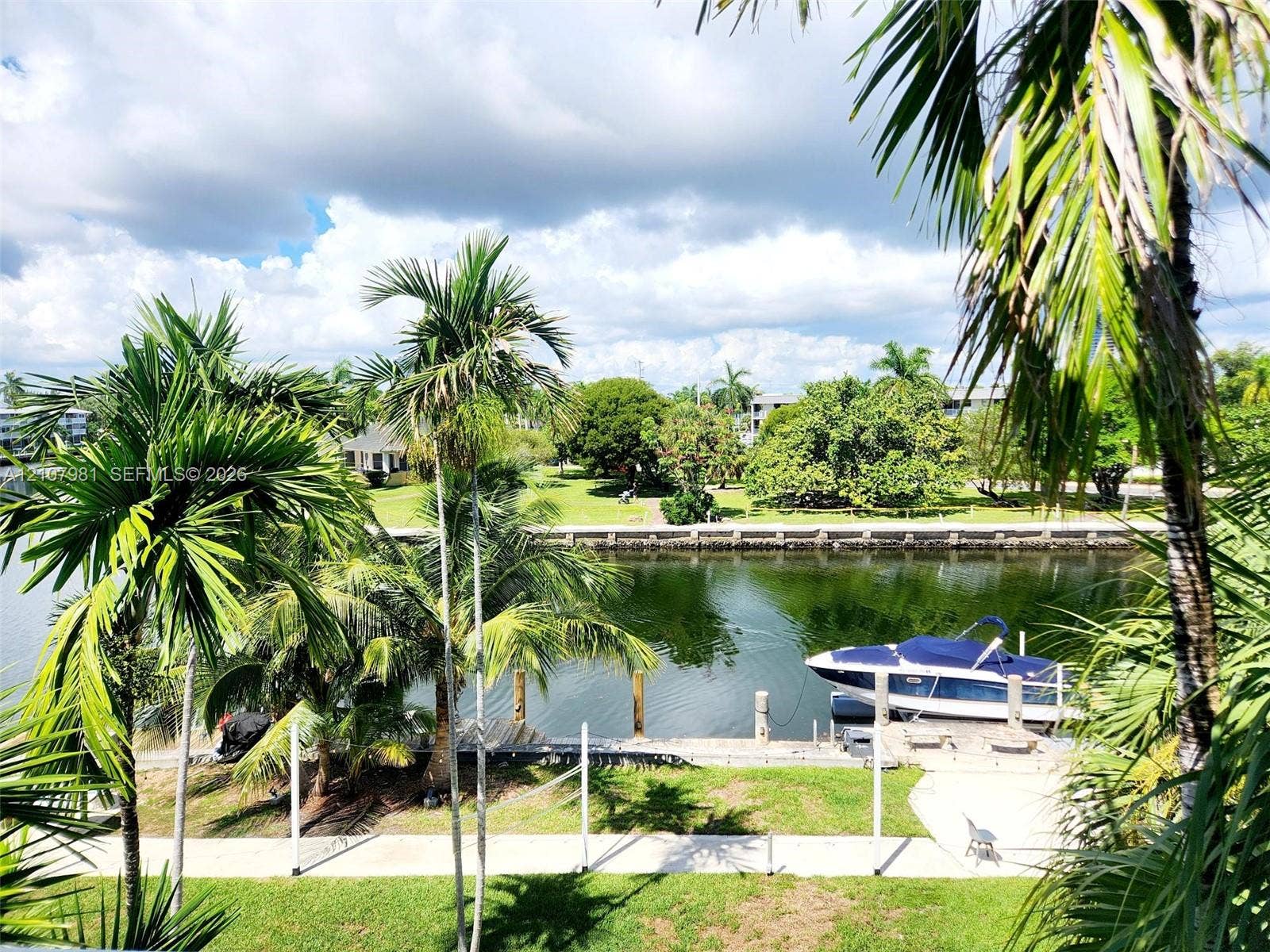 455 Golden Isles Drive, #305, Hallandale Beach, Hallandale Beach, FL 33009 Photo 10