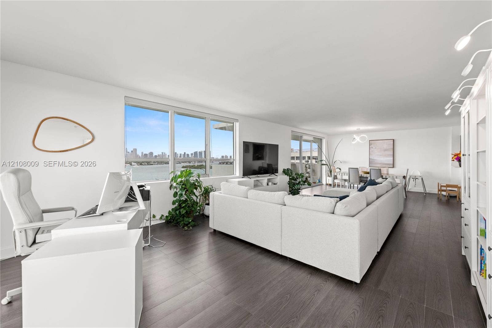 1500 Bay Road, #1514S, Miami Beach, FL 33139 Photo 6