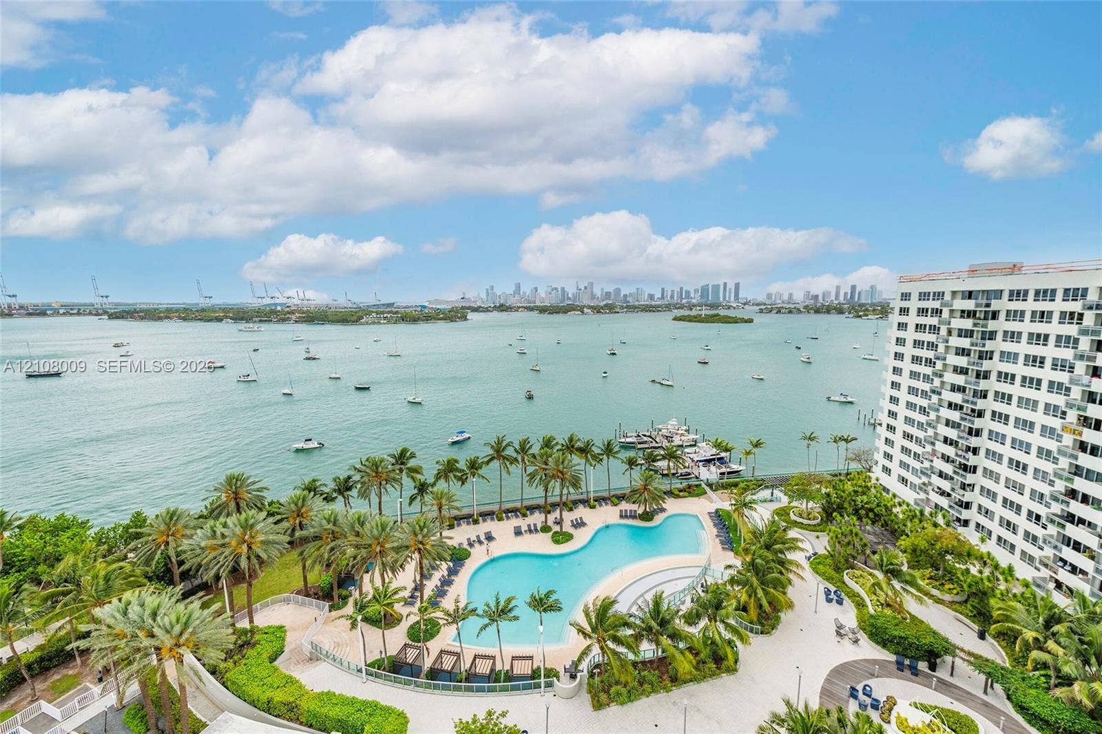 1500 Bay Road, #1514S, Miami Beach, FL 33139 Photo 2