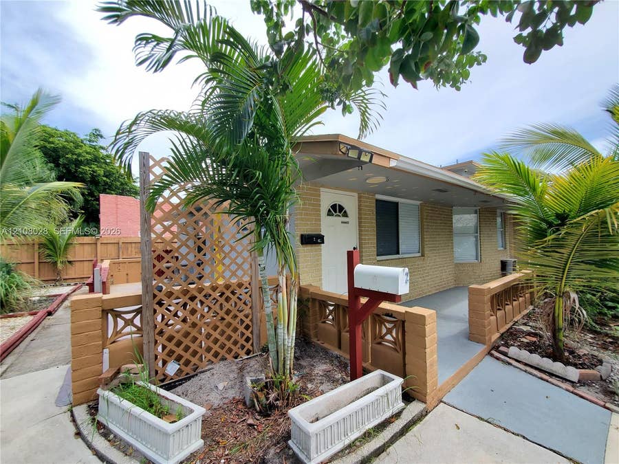 Property photo for 312 N 9th Avenue N, #2, Lake Worth, FL
