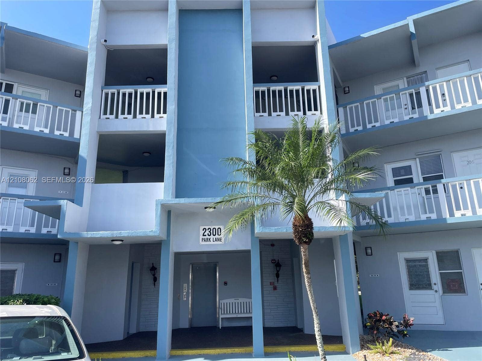 2300 Park Lane, #208, Hollywood, Hollywood, FL 33021 Photo 2