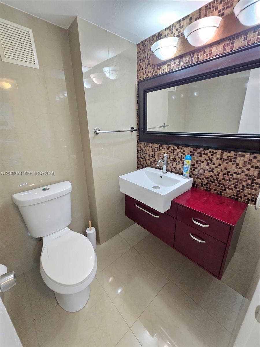 250 180th Drive, #202, Sunny Isles Beach, Sunny Isles Beach, FL 33160 Updated bathroom