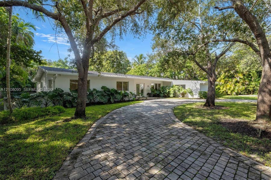Property photo for 7440 SW 126th Street, Pinecrest, FL