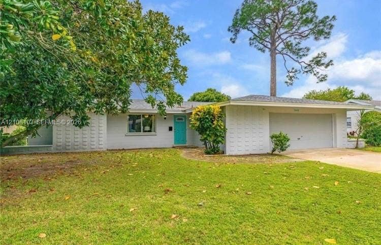 Property photo for 3405 18th Avenue W, Bradenton, FL
