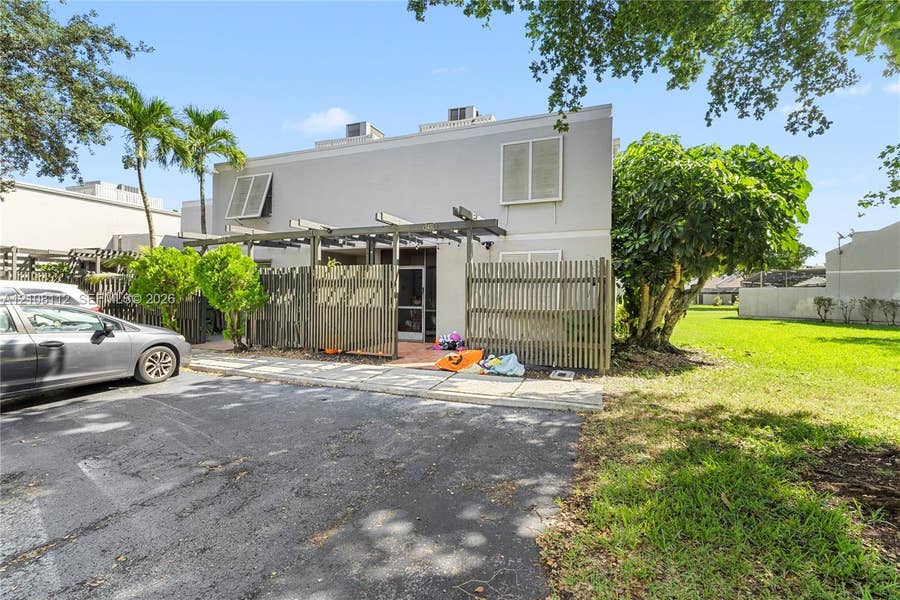 Property photo for 1431 NW 112th Terrace, Pembroke Pines, FL