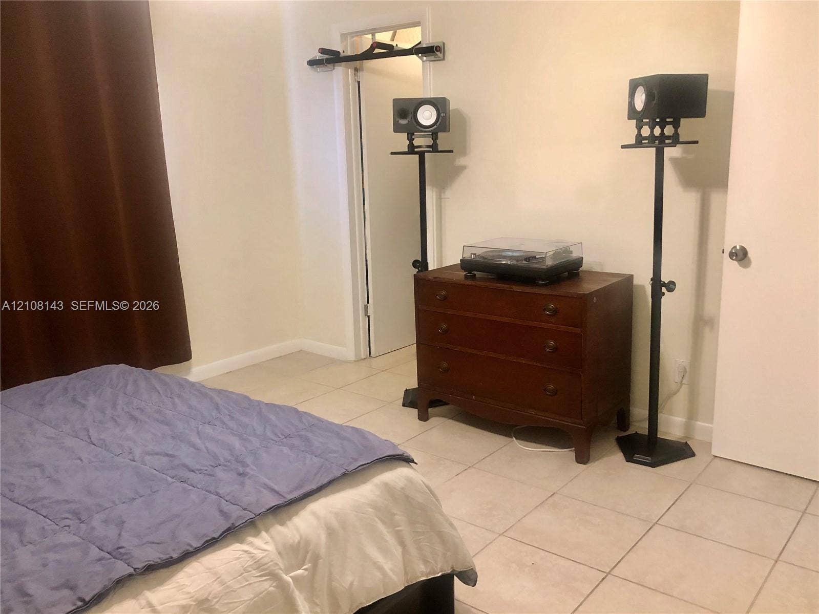 541 Blue Heron Drive, #220, Hallandale Beach, FL 33009 BEDROOM