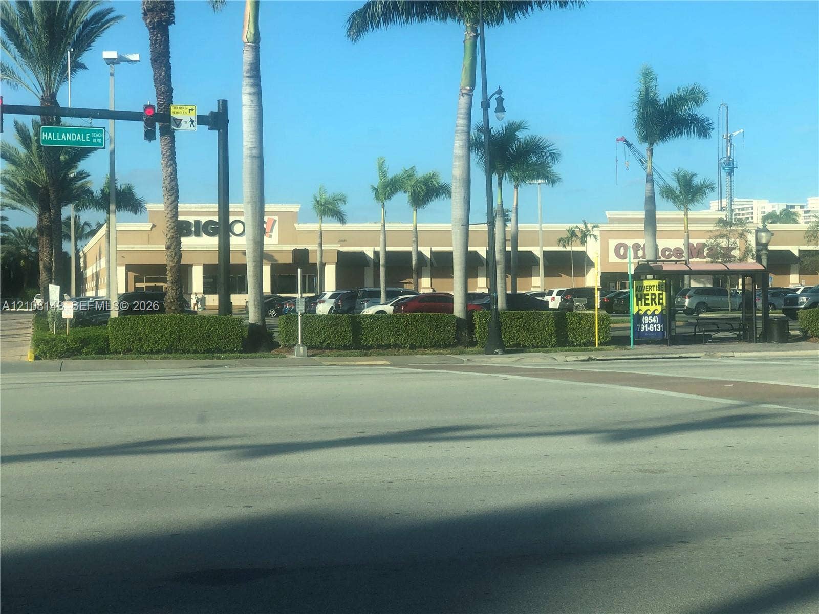 541 Blue Heron Drive, #220, Hallandale Beach, FL 33009 SHOPPING PLAZA (WALKING DISTANCE FROM THE COMPLEX)