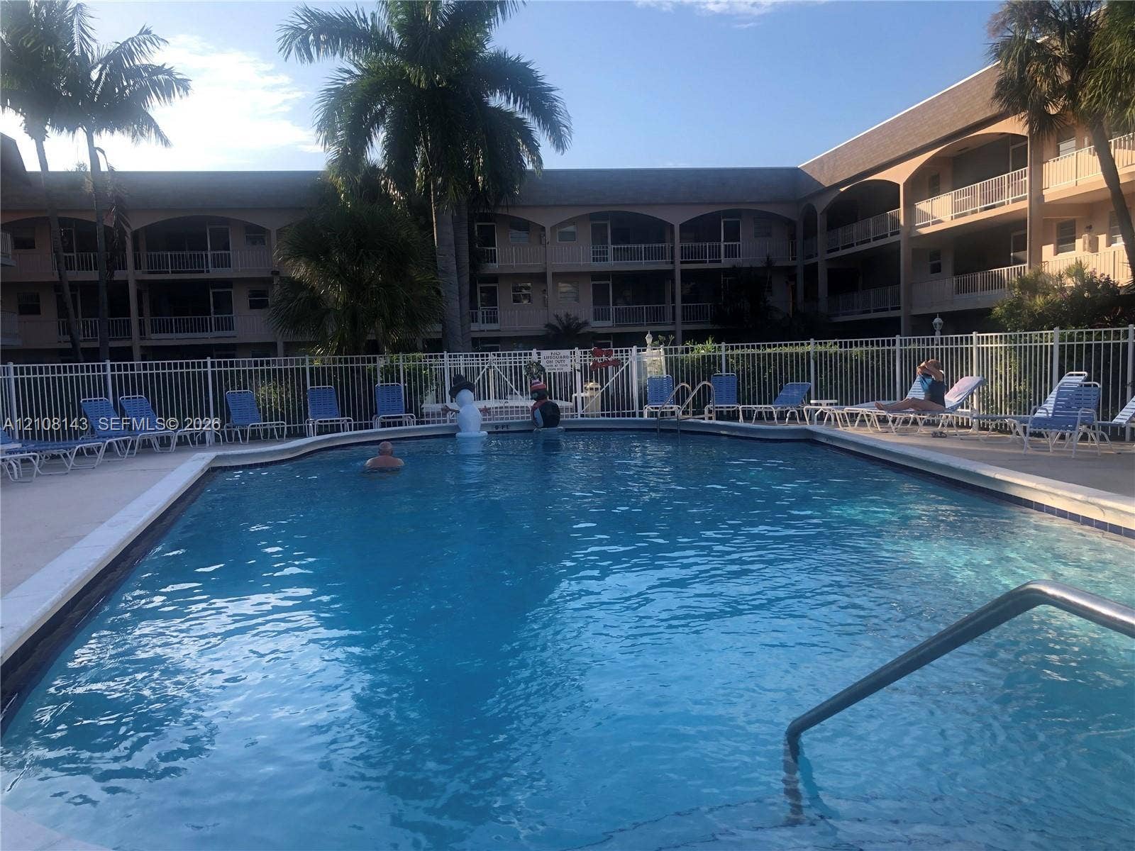 541 Blue Heron Drive, #220, Hallandale Beach, FL 33009 Photo 30