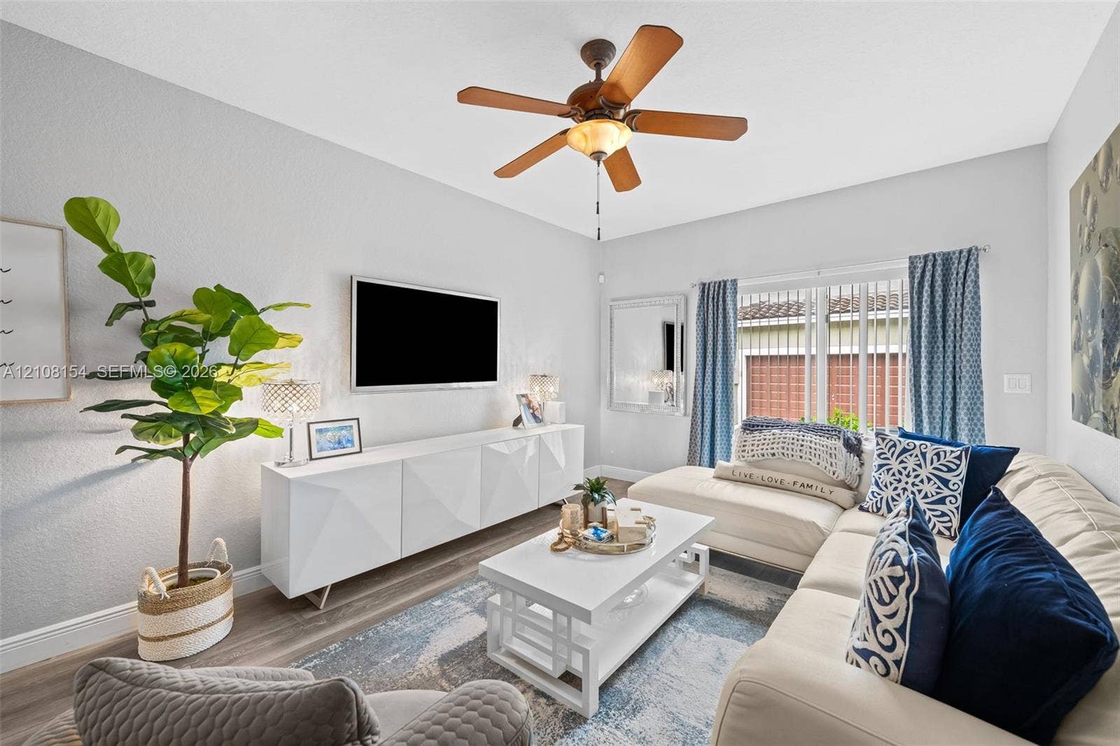10541 NW 56th Place, Coral Springs, FL 33076 Photo 5