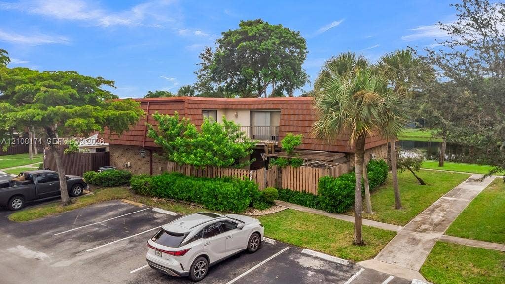 8399 Boca Rio Drive, Boca Raton, FL 33433 Photo 3
