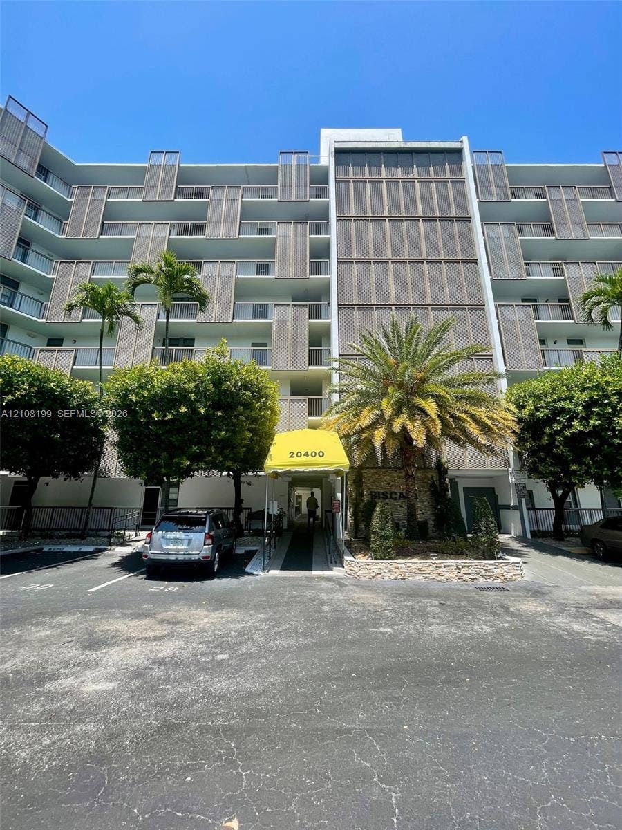 Property photo for 20400 W Country Club Drive, #608, Aventura, FL