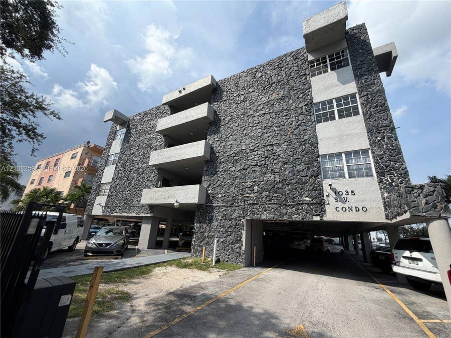Property photo for 1035 W 77th Street, #404, Hialeah, FL