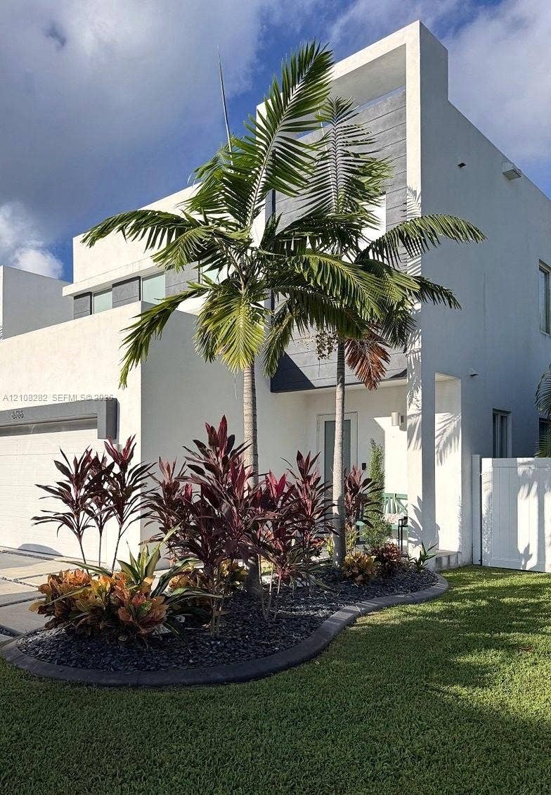 Property photo for 6766 NW 103rd Place, Doral, FL