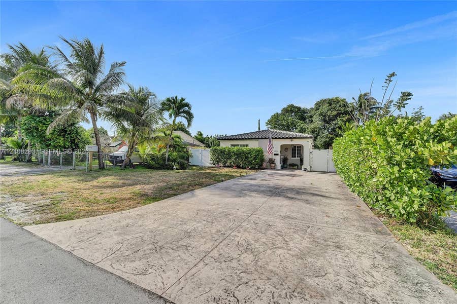 Property photo for 2826 Dewey Street, Hollywood, FL