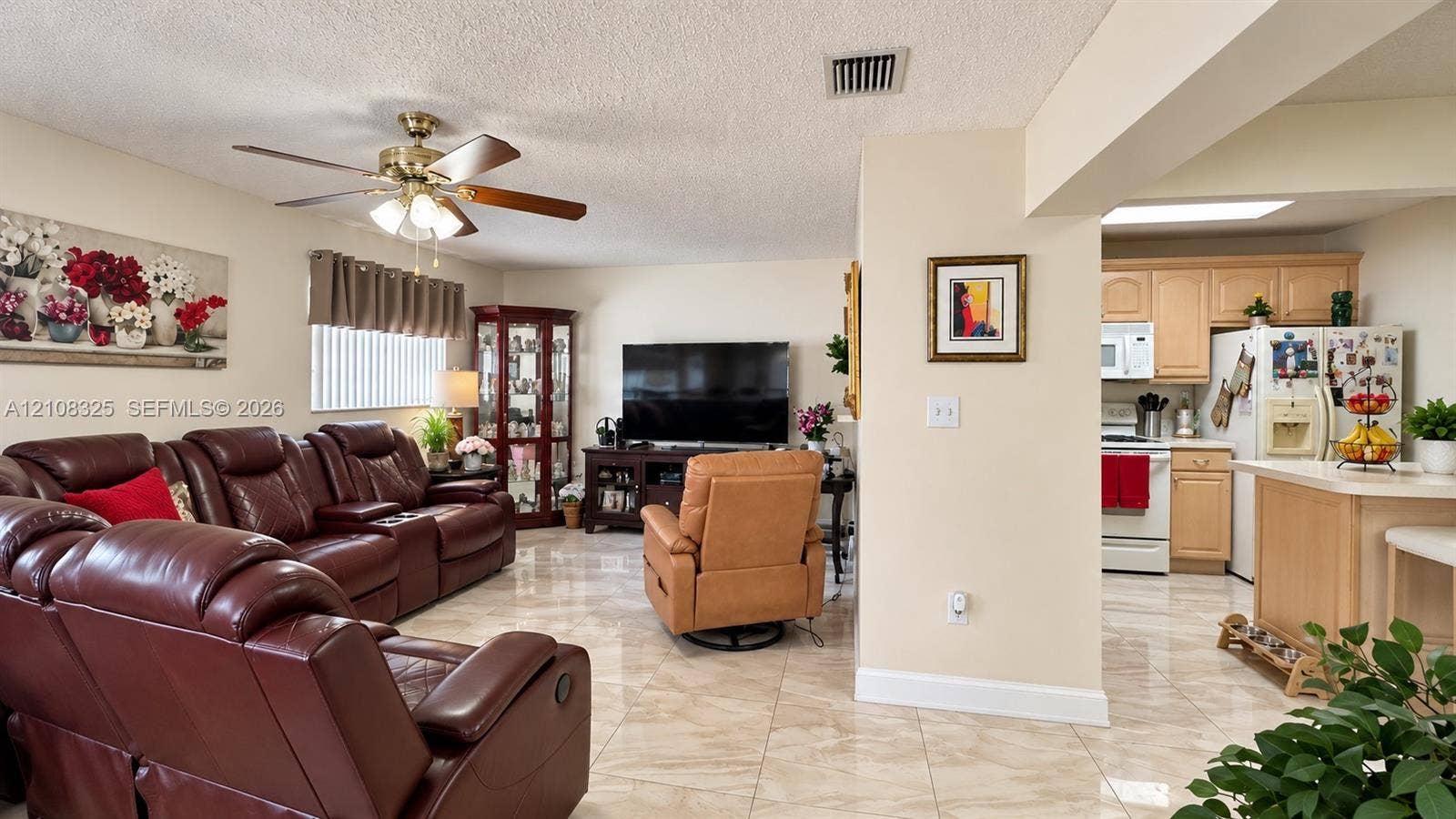 7931 W 6th Avenue, Hialeah, FL 33014 Photo 8