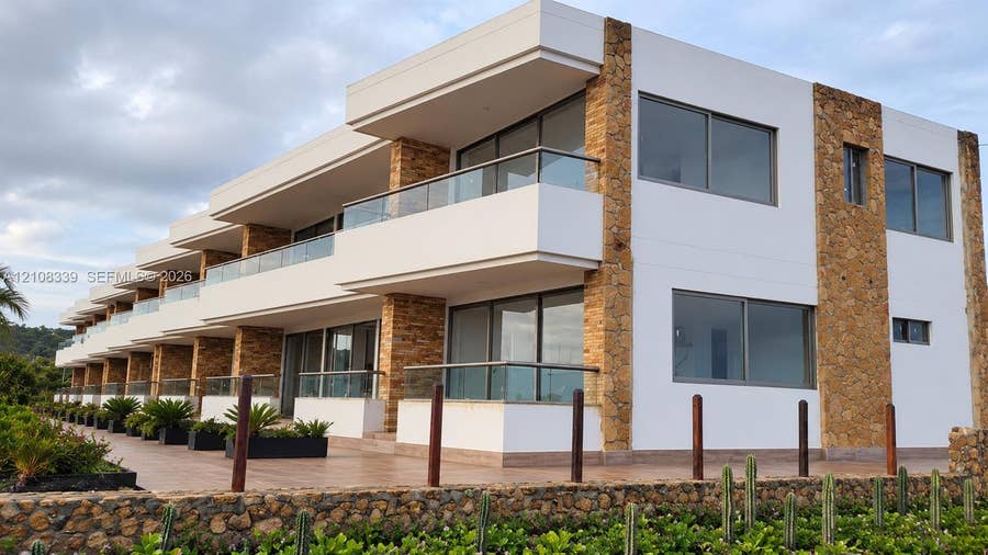 Property photo for Km 72 Km 72 Vía Al Mar, Ocean Club, #201A, 