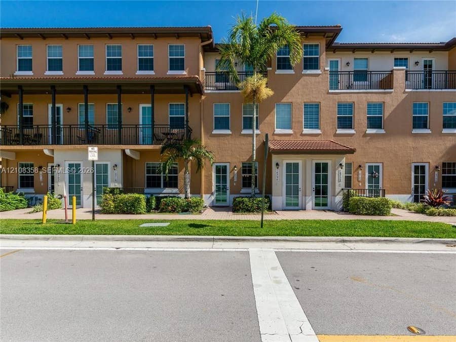 Property photo for 14726 SW 10th Street, #10511, Pembroke Pines, FL