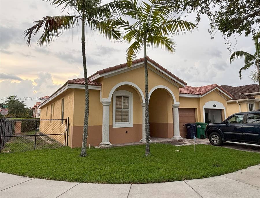 Property photo for 2122 SW 151st Place, Miami, FL
