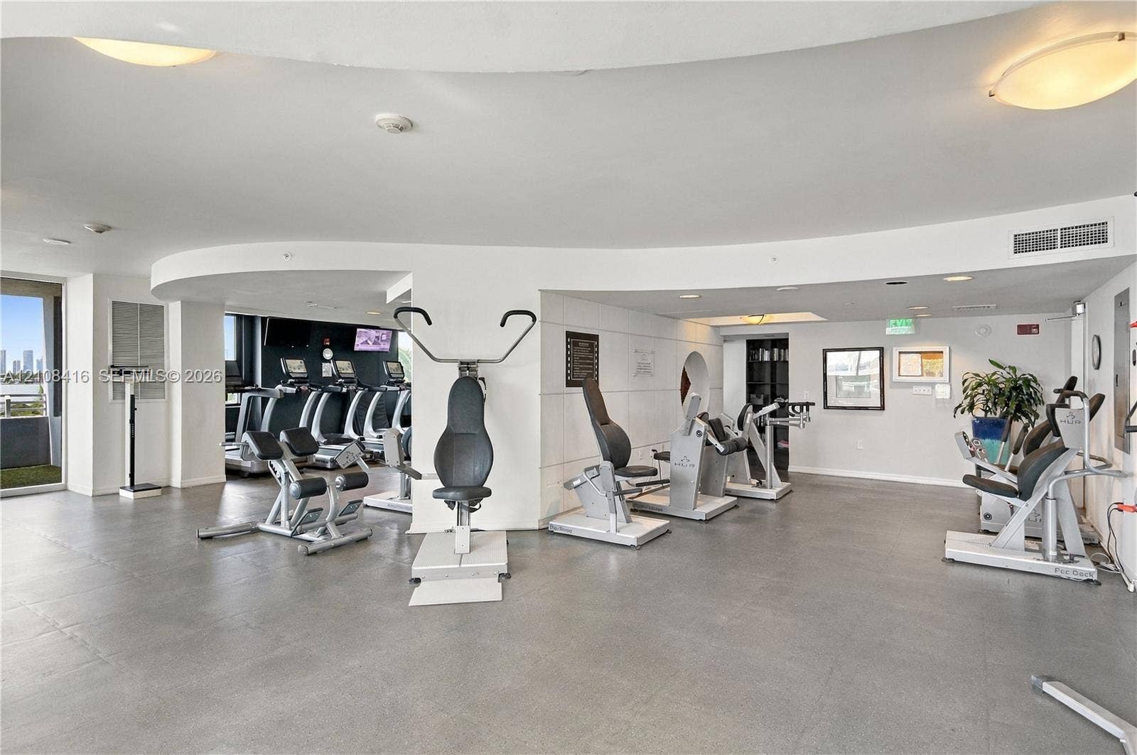 1330 West Avenue, #614, Miami Beach, FL 33139 Photo 29