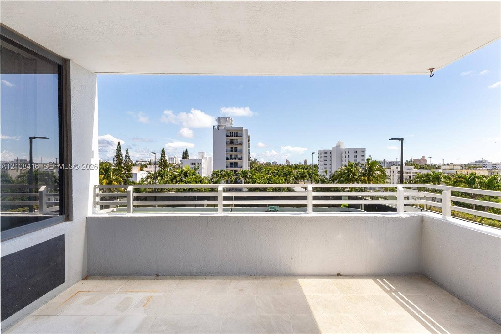 1330 West Avenue, #614, Miami Beach, FL 33139 Photo 2