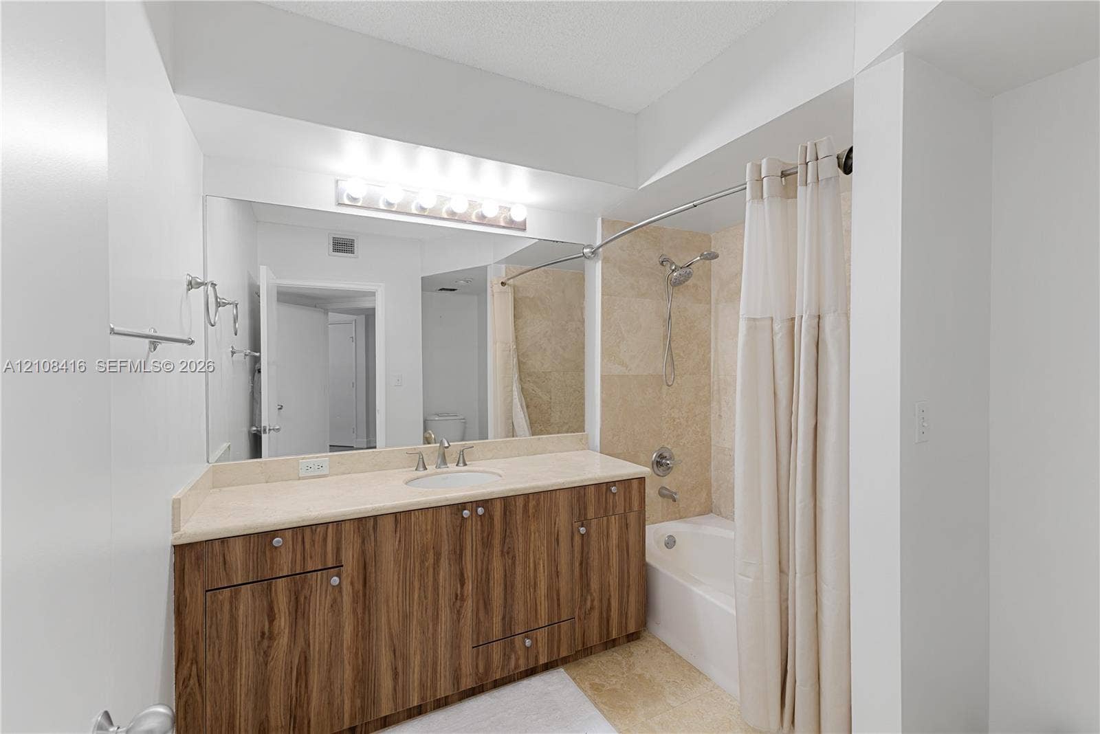 1330 West Avenue, #614, Miami Beach, FL 33139 Photo 26