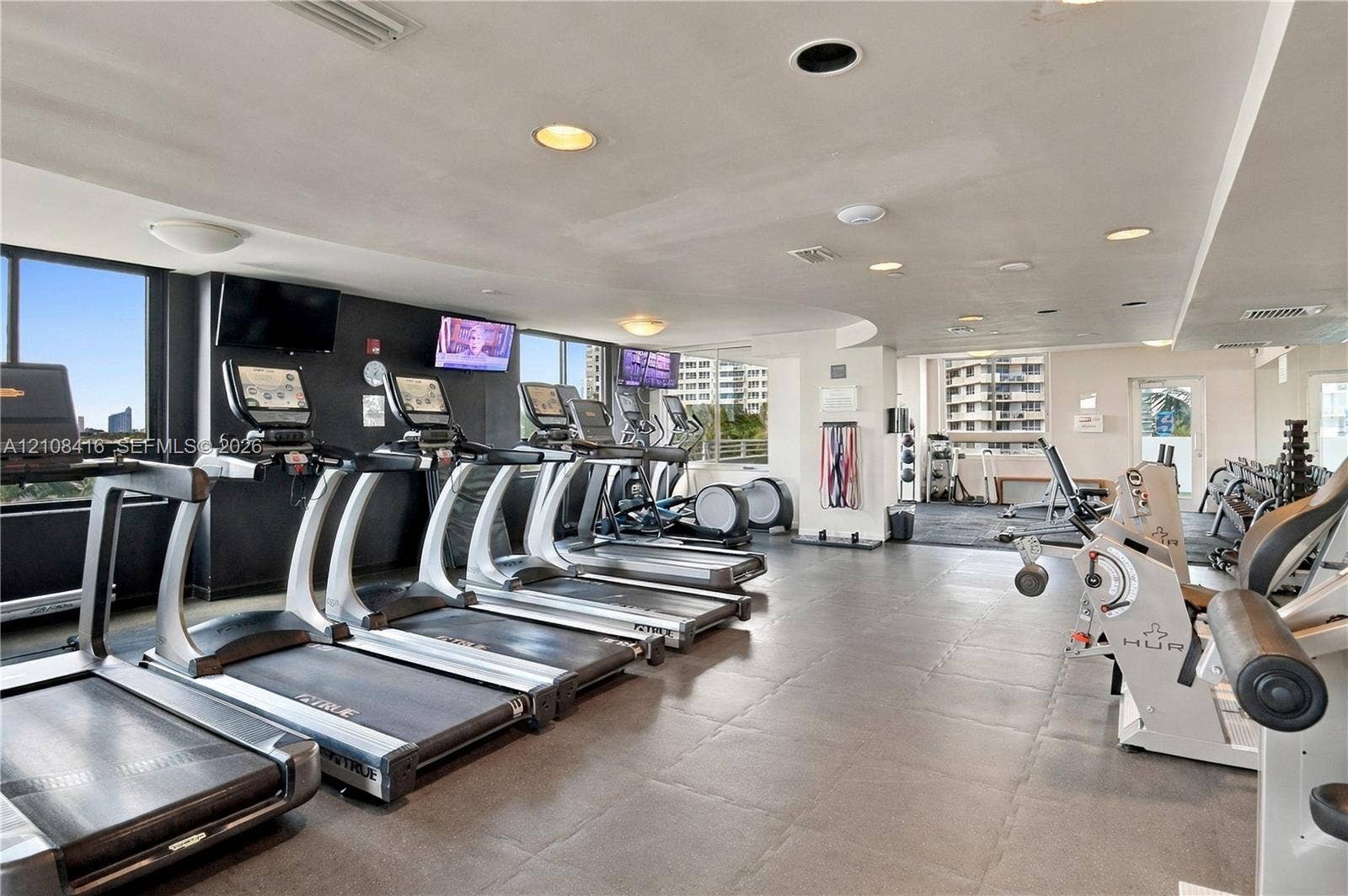 1330 West Avenue, #614, Miami Beach, FL 33139 Photo 28
