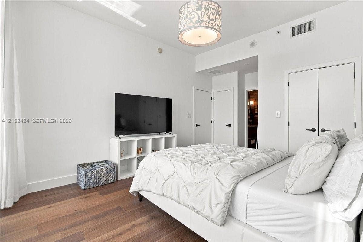6799 Collins Avenue, #412, Miami Beach, FL 33141 Photo 19
