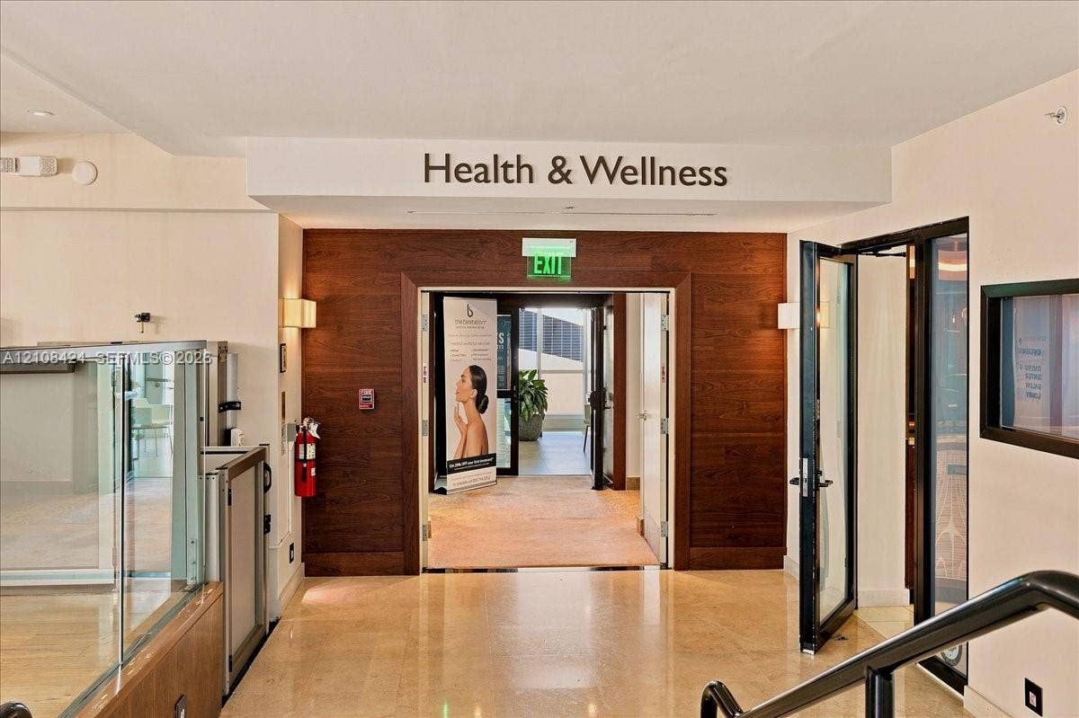 6799 Collins Avenue, #412, Miami Beach, FL 33141 Photo 48