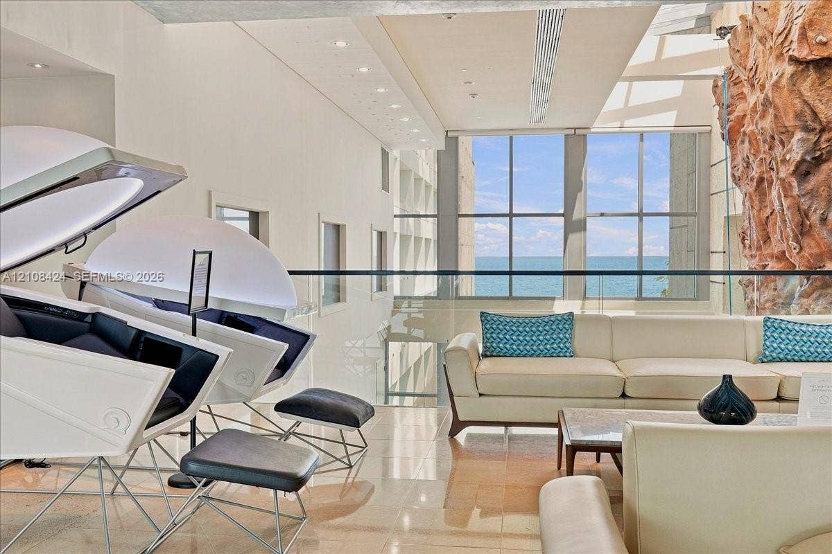 6799 Collins Avenue, #412, Miami Beach, FL 33141 Photo 49