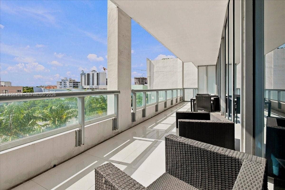 6799 Collins Avenue, #412, Miami Beach, FL 33141 Photo 15