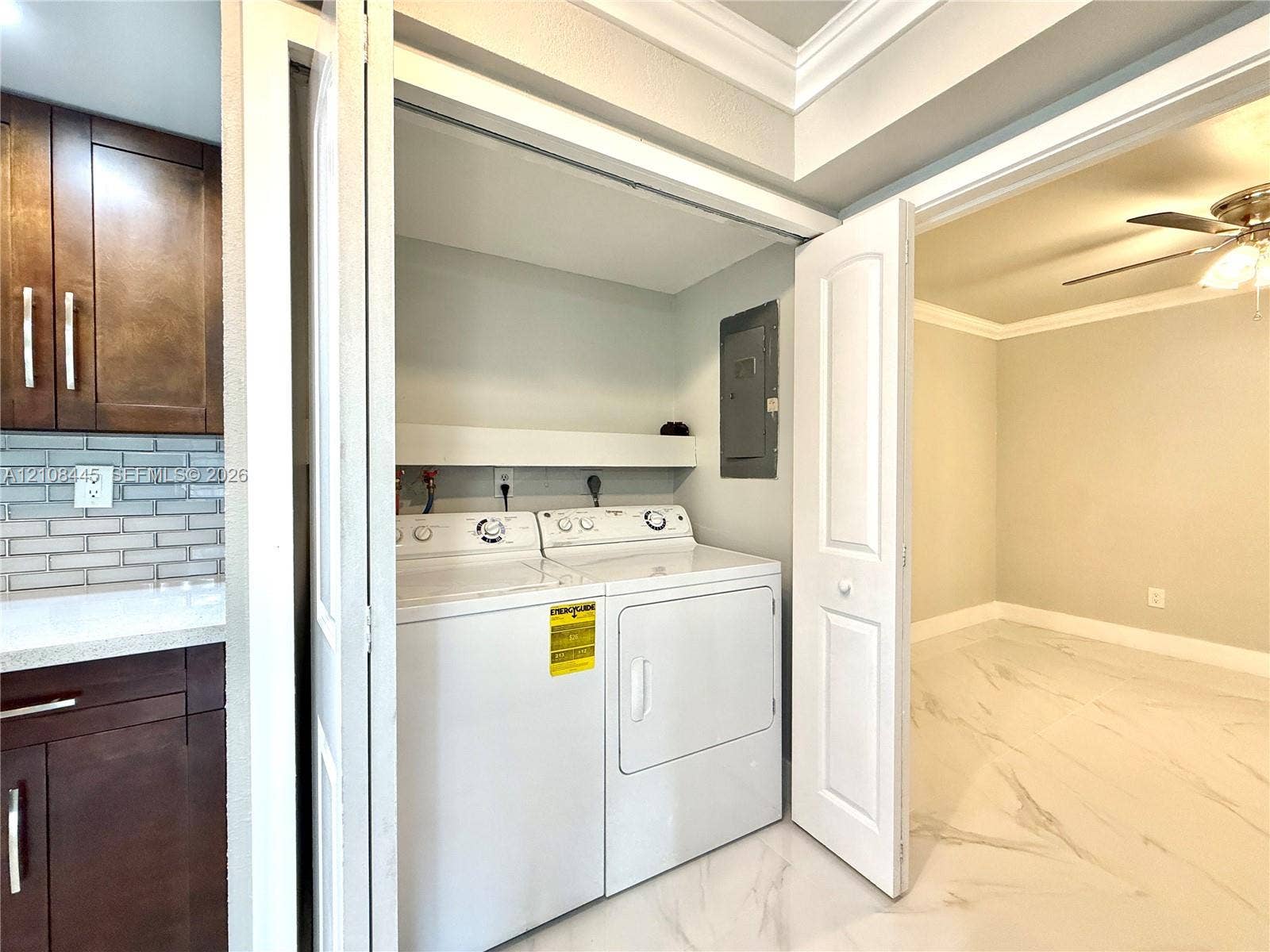 800 W 81st Place, Hialeah, Hialeah, FL 33014 Laundry closet