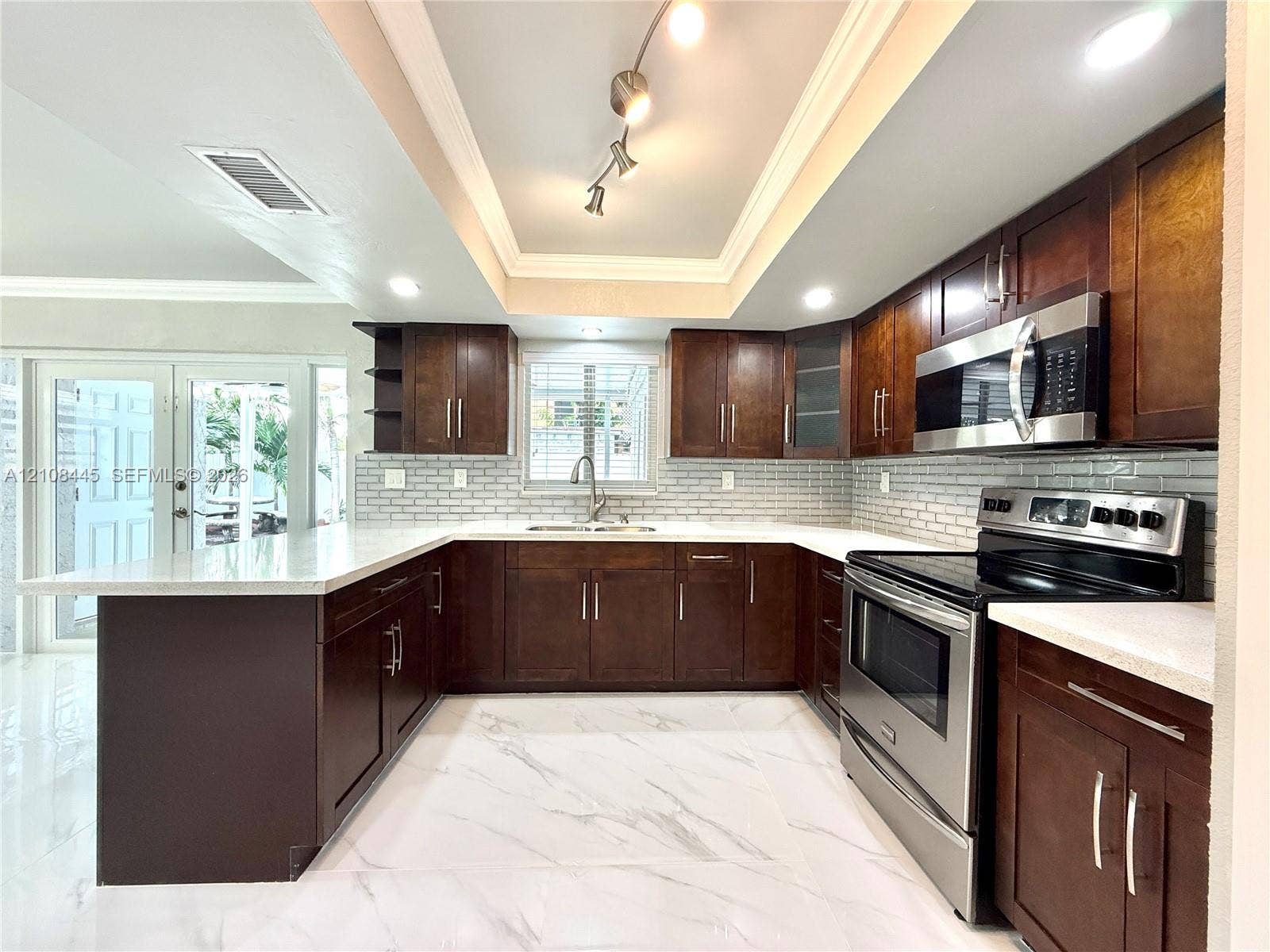 800 W 81st Place, Hialeah, Hialeah, FL 33014 Photo 12