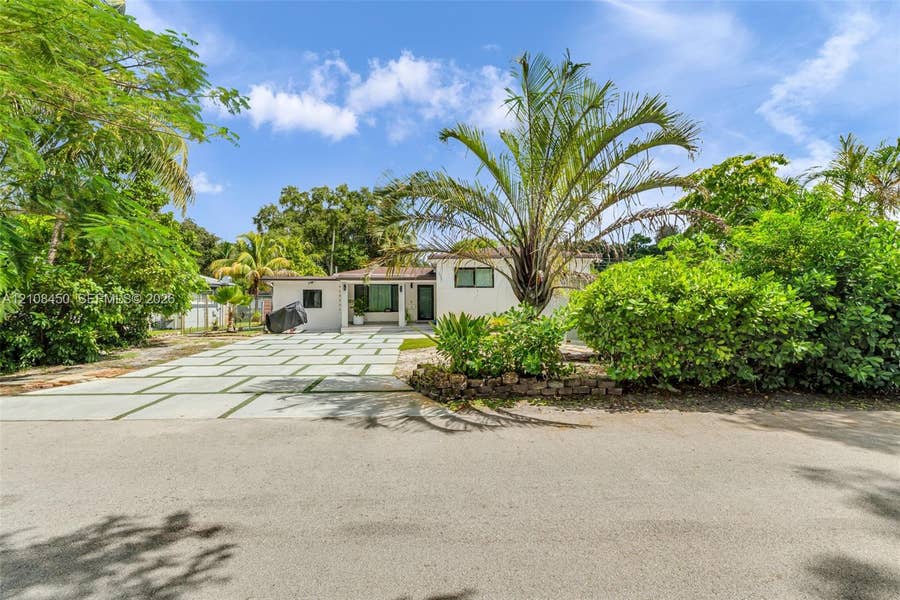 Property photo for 15015 NE 7th Court, Miami, FL