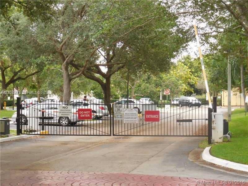 10121 W Sunrise Boulevard, #204, Plantation, Plantation, FL 33322 Photo 3