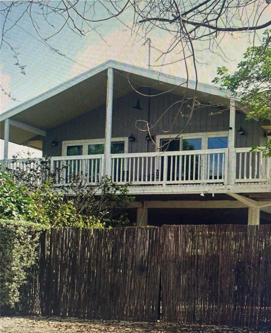 Property photo for 385 Orange Avenue, Marathon, FL