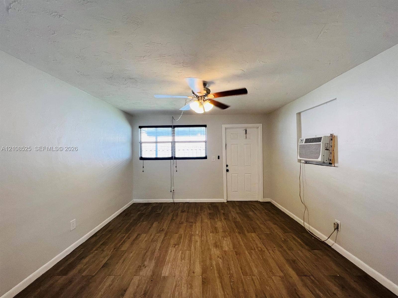 522 NW 11th Avenue, Boynton Beach, FL 33435 Unit B - Entrance