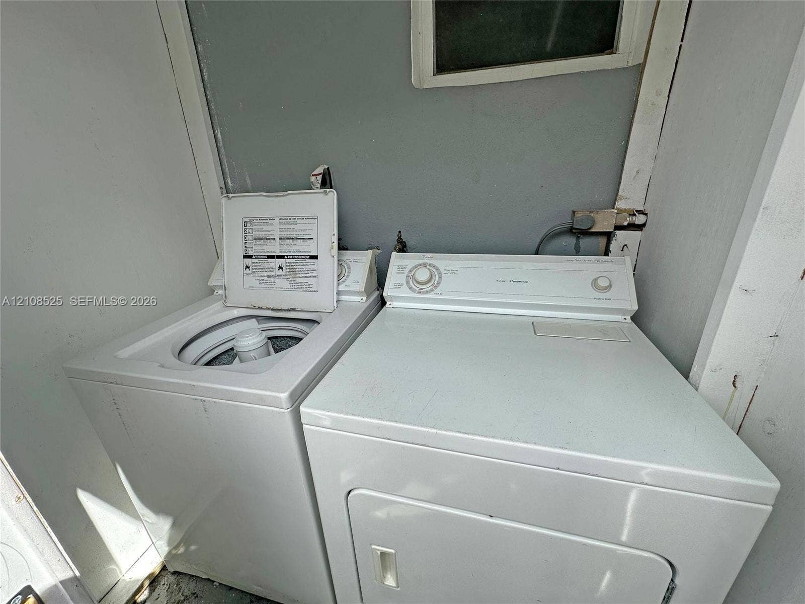 522 NW 11th Avenue, Boynton Beach, FL 33435 Laundry Room
