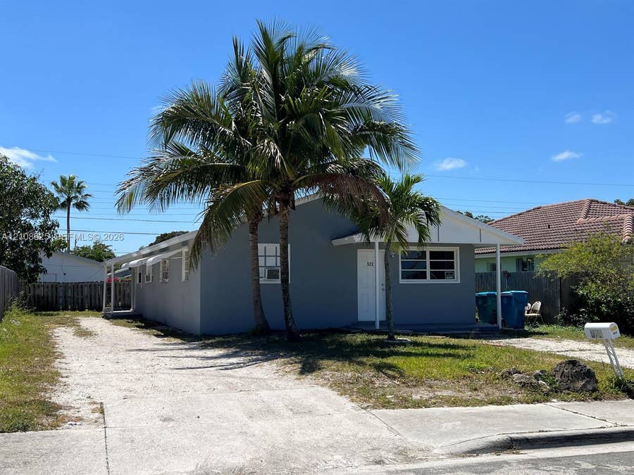 Property photo for 522 NW 11th Avenue, Boynton Beach, FL