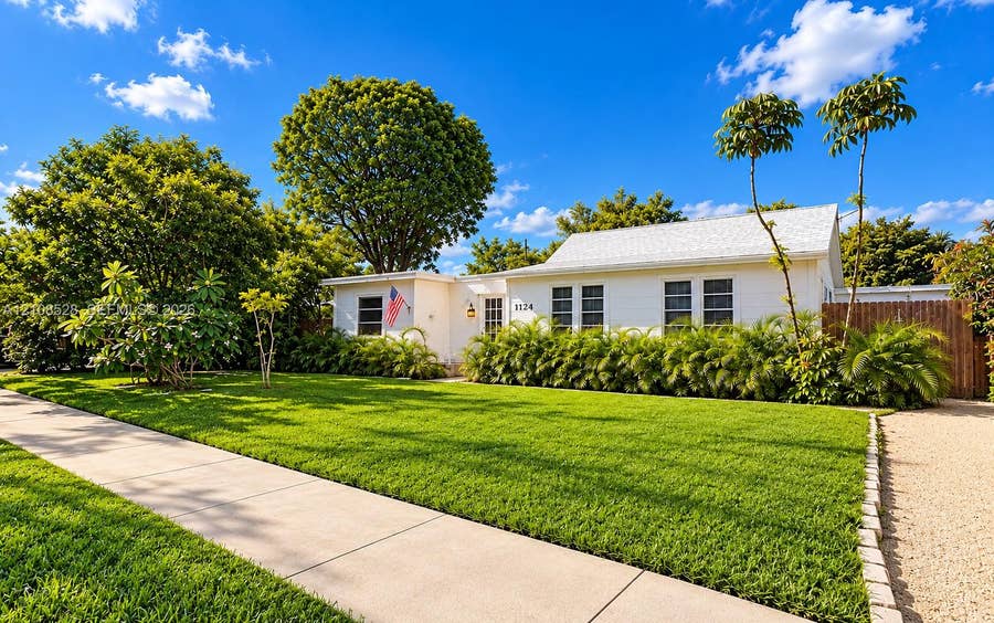 Property photo for 1124 N 18th Avenue N, Lake Worth, FL