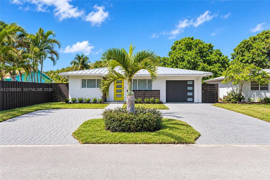 Property photo for 3530 NE 13th Avenue, Oakland Park, FL
