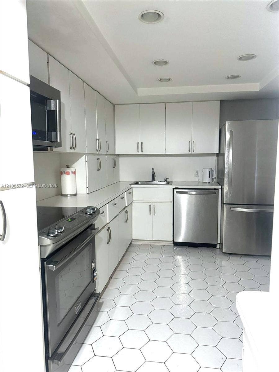 5701 Collins Avenue, #301, Miami Beach, Miami Beach, FL 33140 Photo 11
