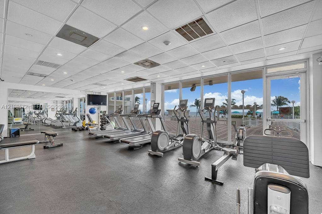 5701 Collins Avenue, #301, Miami Beach, Miami Beach, FL 33140 Photo 20