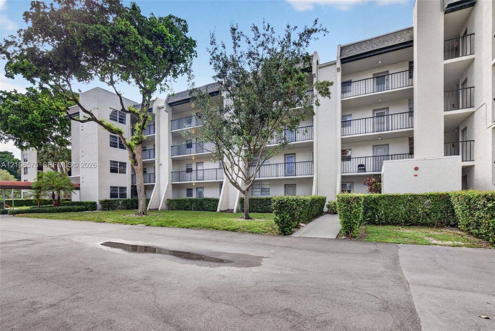 9470 Poinciana Place, #406, Davie, FL 33324 Photo 33