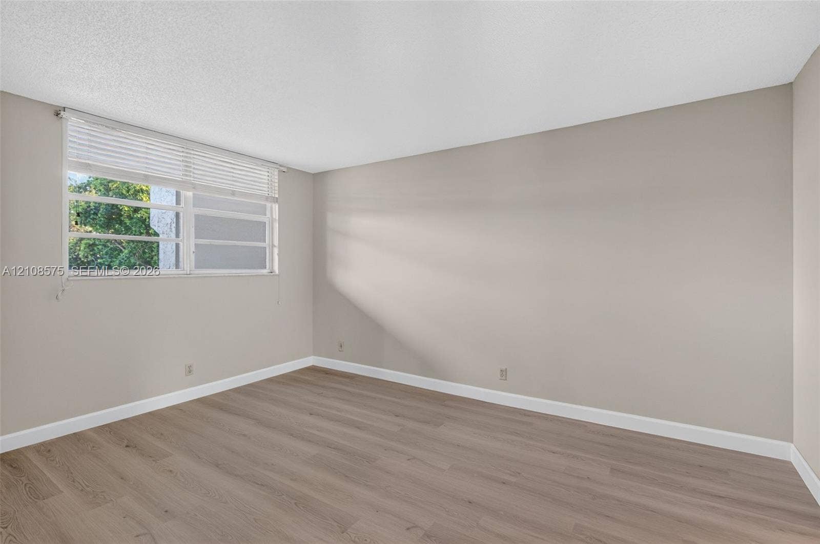 9470 Poinciana Place, #406, Davie, FL 33324 Photo 23