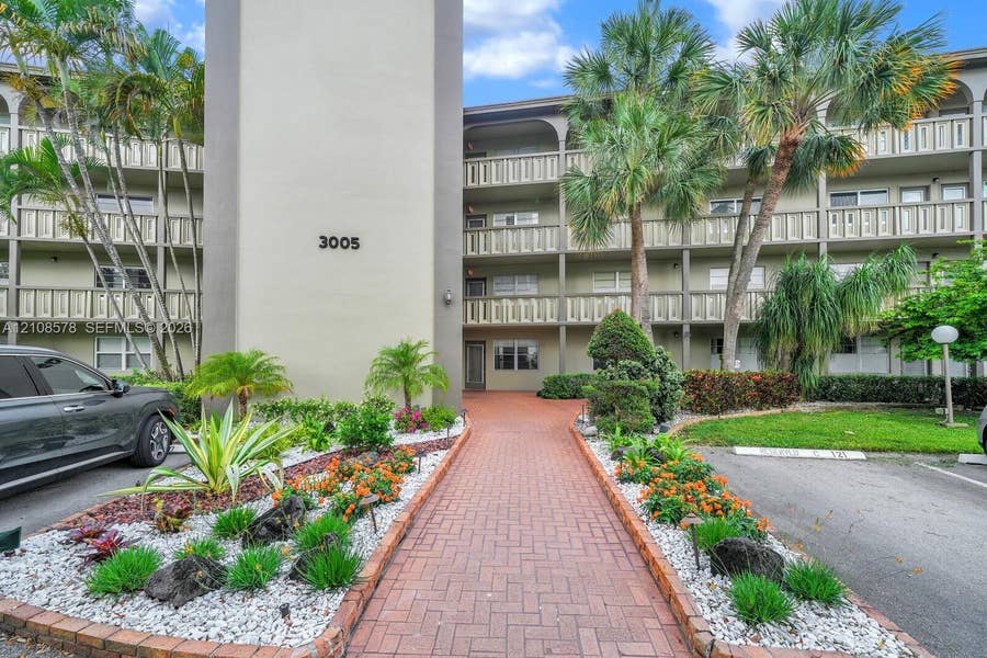 Property photo for 3005 Portofino Isle, #N2, Coconut Creek, FL